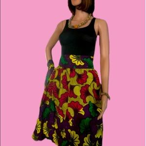 GATHERS SKIRT WITH BAND AND TWO SIDE POCKETS